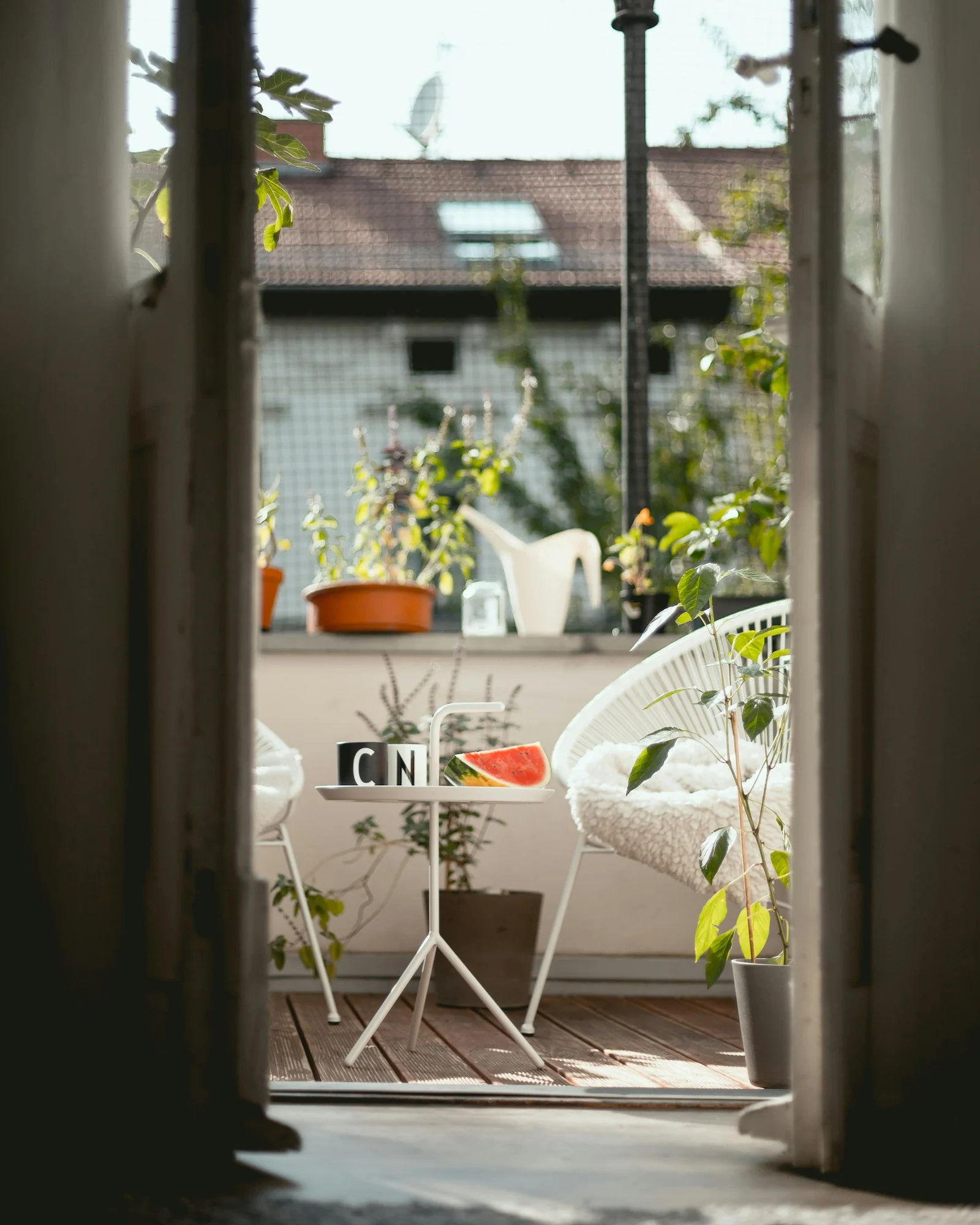 Malý balkón jako obývák pod širým nebem